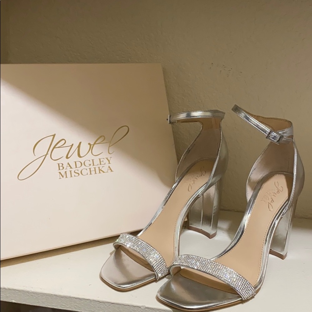 Diamond dress shoes